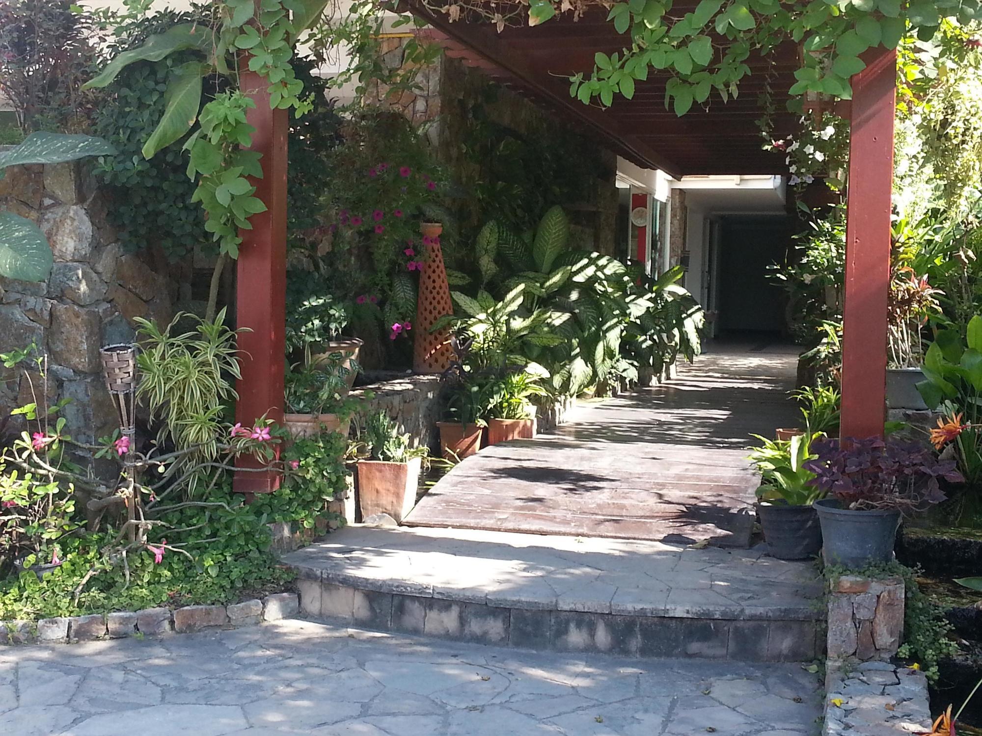 Daisy Residence Haat Jomtien Eksteriør bilde