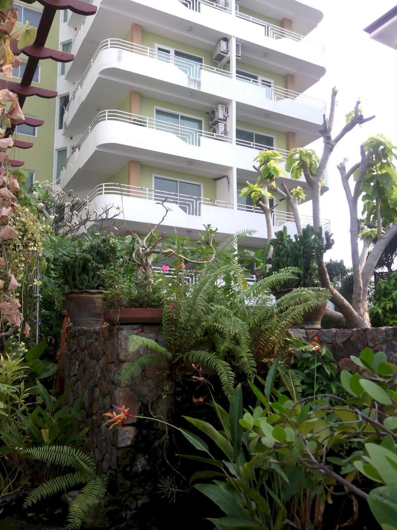 Daisy Residence Haat Jomtien Eksteriør bilde